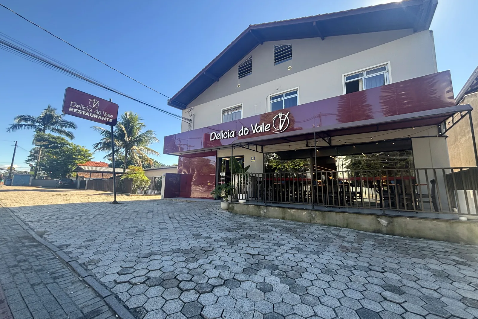Fachada do Restaurante Delícia do Vale, no Água Verde
